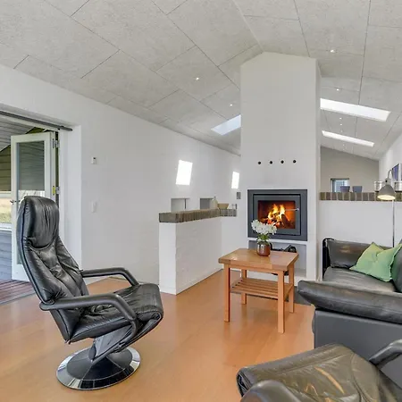 Myrte - 500m From The Sea By Interhome *