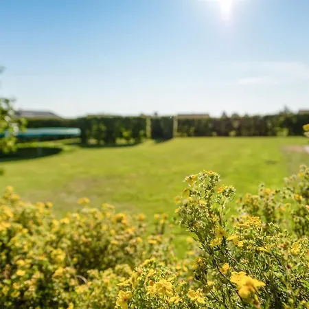 Myrte - 500m From The Sea By Interhome