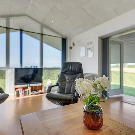 Myrte - 500m From The Sea By Interhome Nyaraló *