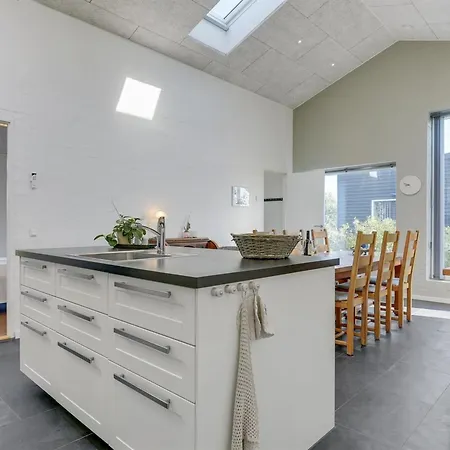 Myrte - 500m From The Sea By Interhome Feriehus